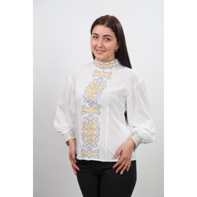 Embroidered blouse "Princess Anna" 